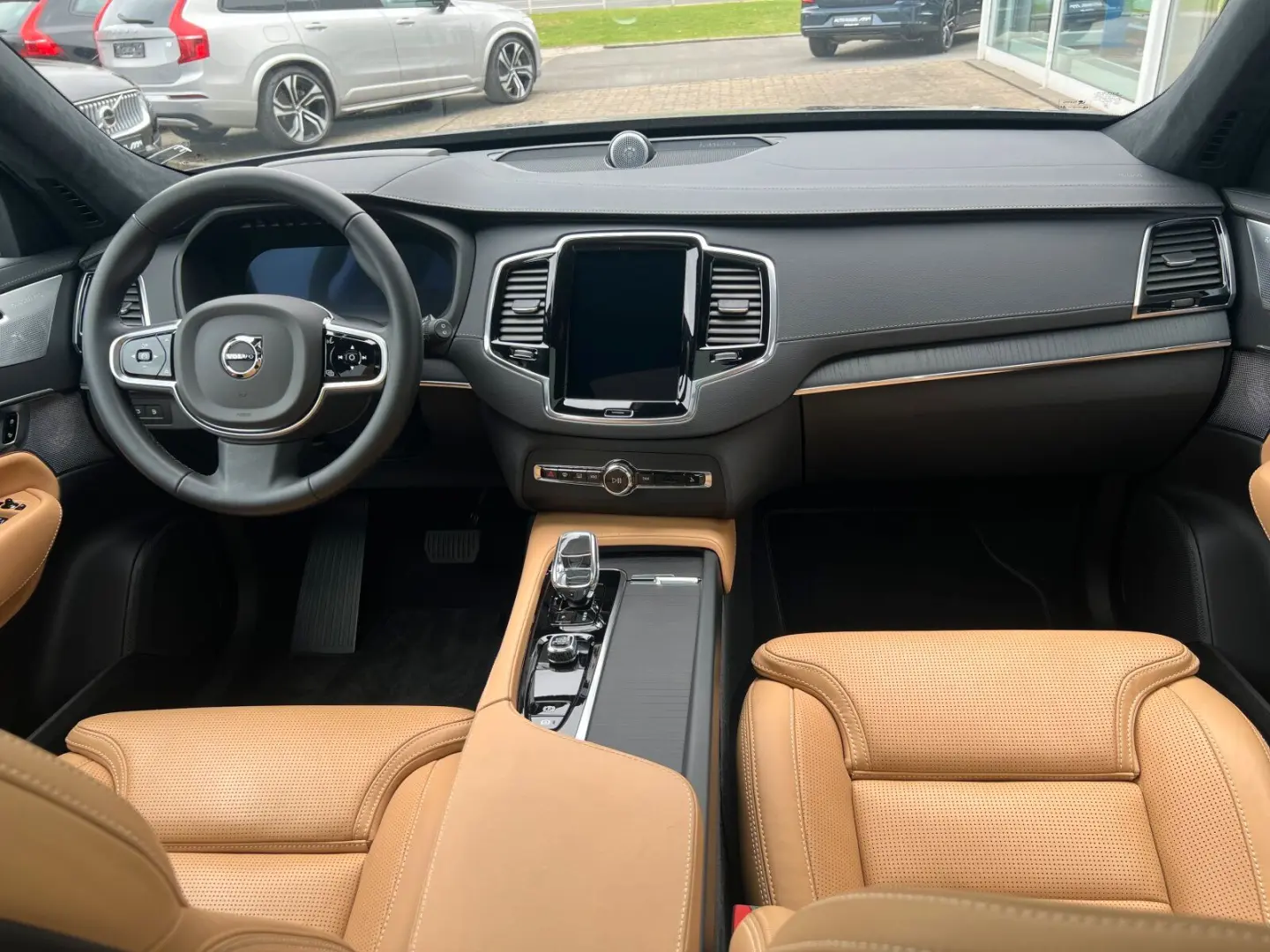 XC90 T8 UltraDark 22  AirSusp B&W 360CAM MASSAGE Ventil