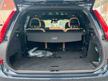 XC90 T8 UltraDark 22  AirSusp B&W 360CAM MASSAGE Ventil