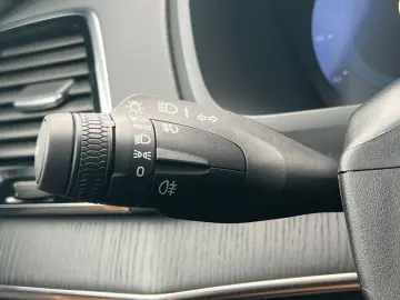 XC90 T8 UltraDark 22  AirSusp B&W 360CAM MASSAGE Ventil