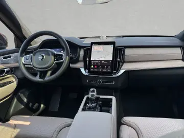 XC90 T8 PHEV AWD Ultra Bright Massage Ventil AirSusp Bowers