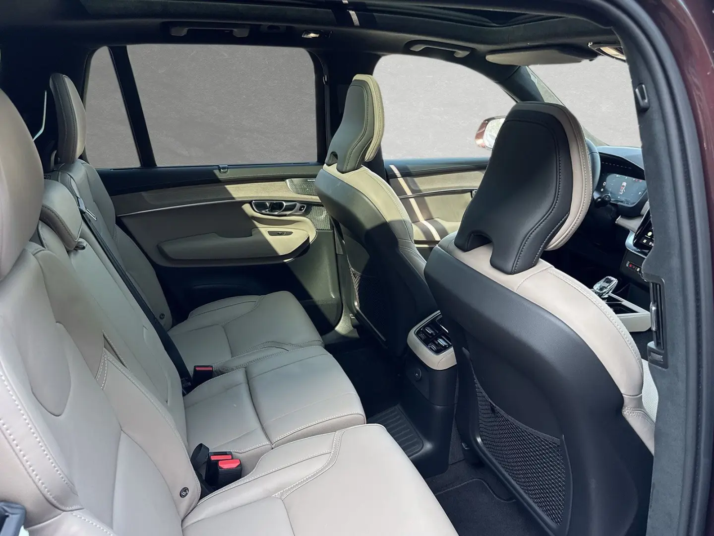 XC90 T8 PHEV AWD Ultra Bright Massage Ventil AirSusp Bowers