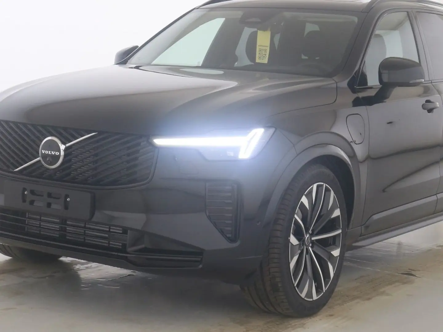 XC90 T8 Ultra Dark Plug-In Hybrid AWD Massage AirSusp Vent