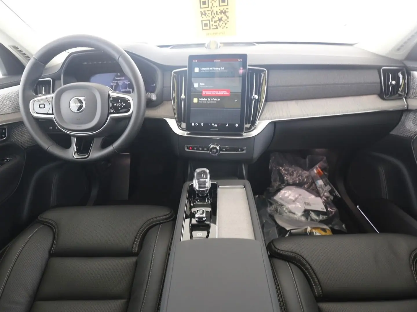 XC90 T8 Ultra Dark Plug-In Hybrid AWD Massage AirSusp Vent