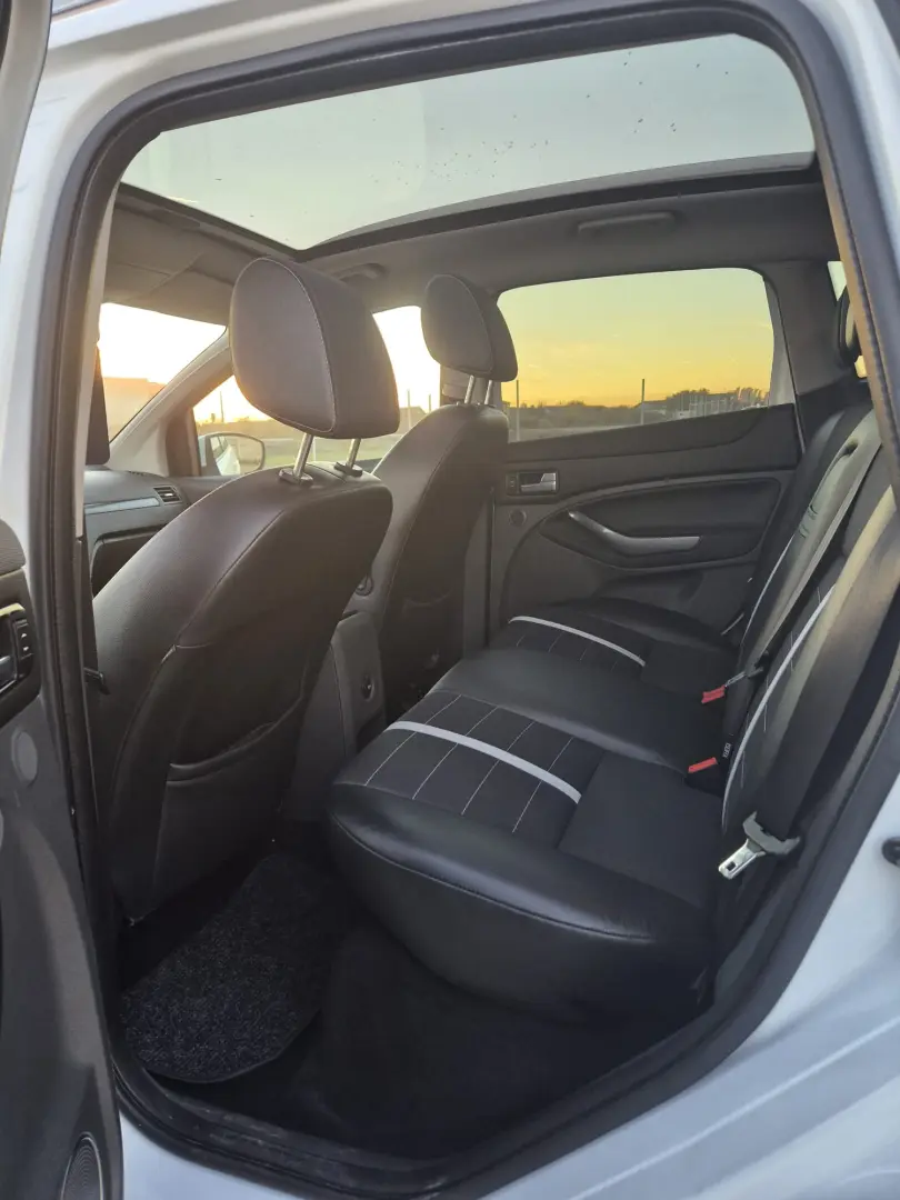 Ford Kuga   4×4  automat 2.0 diesel  EURO 5