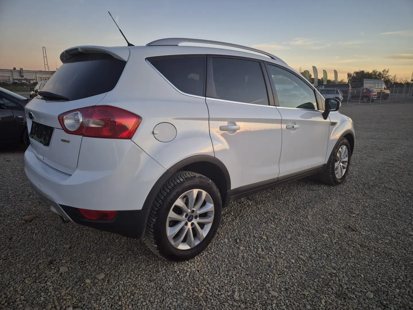 Ford Kuga   4×4  automat 2.0 diesel  EURO 5
