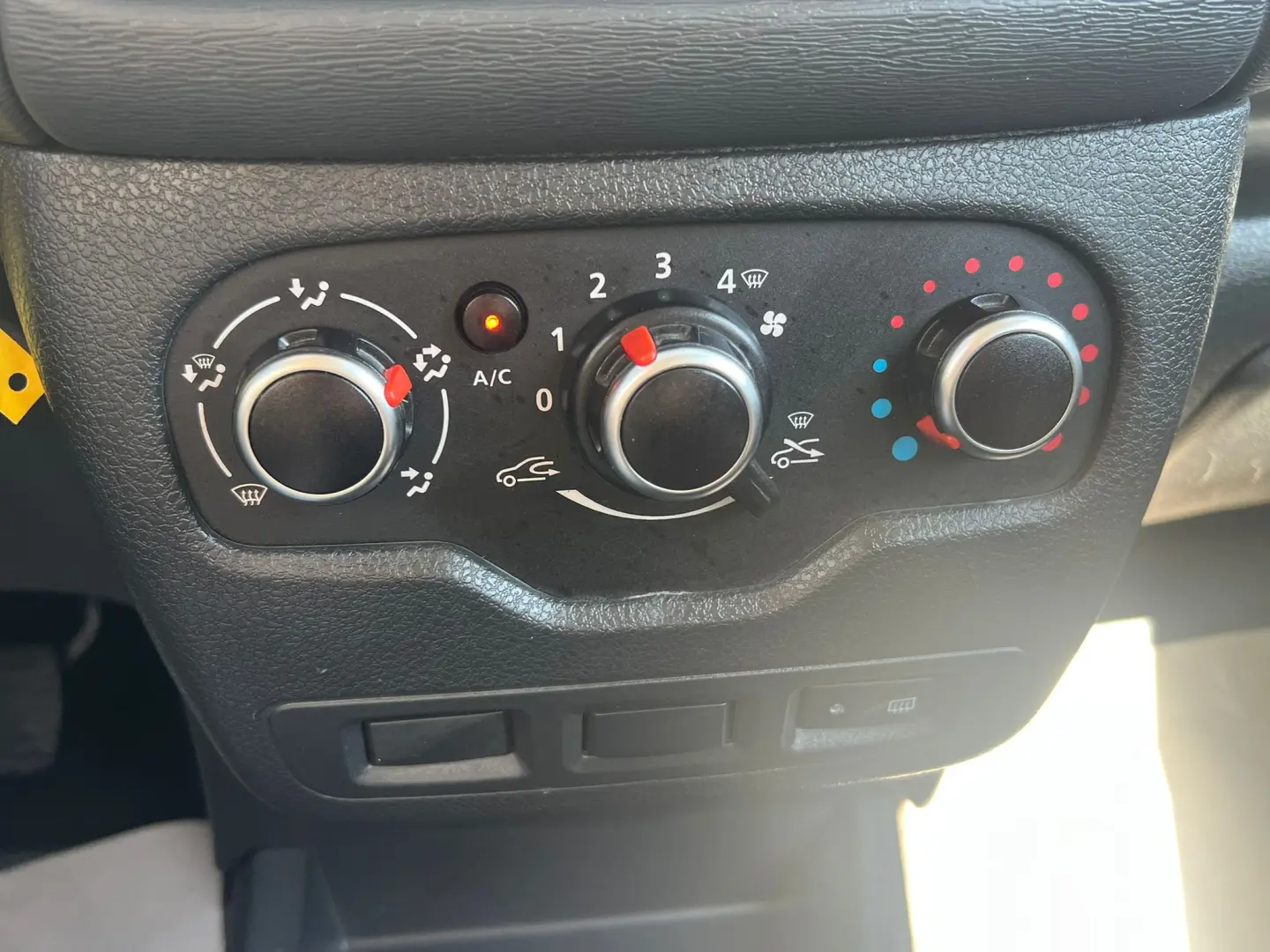 Dacia Dokker Laureate 1.5 dCi 75CP