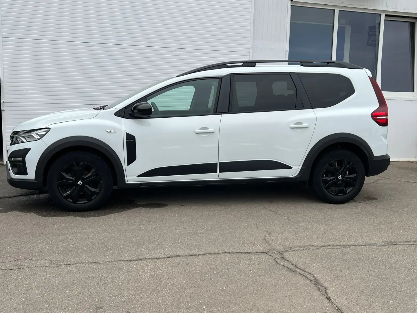 Dacia Jogger SL Extreme TCe 110 CP 5 locuri