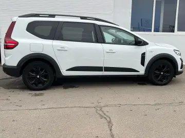 Dacia Jogger SL Extreme TCe 110 CP 5 locuri