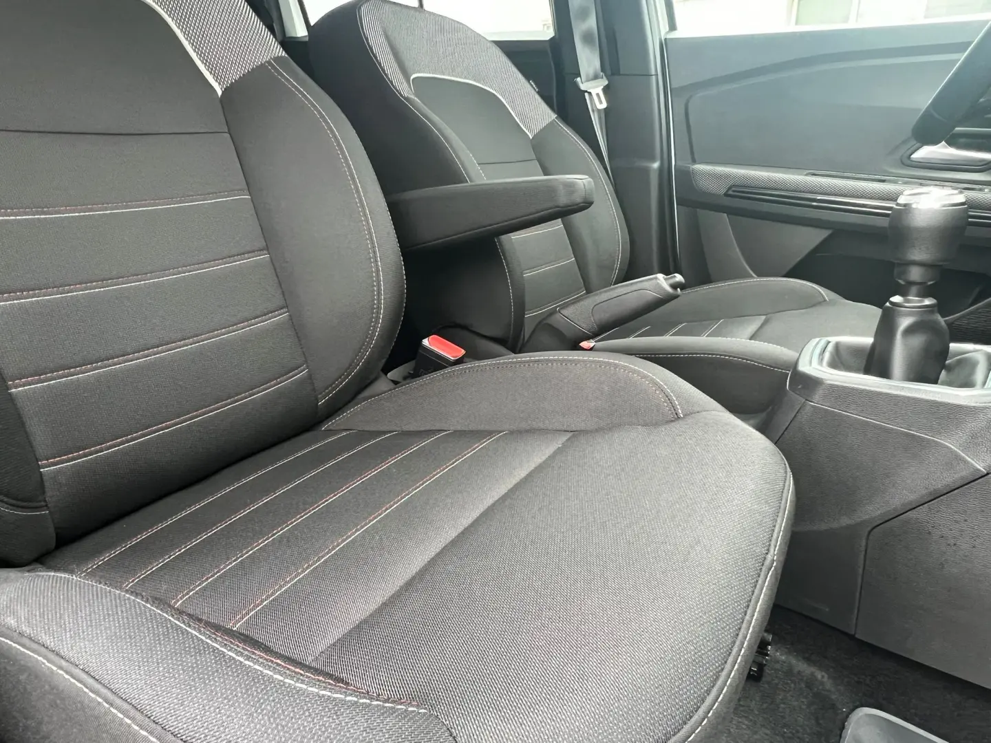 Dacia Jogger SL Extreme TCe 110 CP 5 locuri