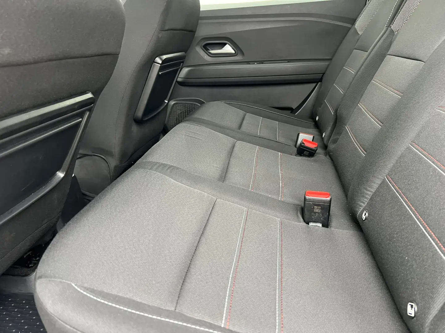 Dacia Jogger SL Extreme TCe 110 CP 5 locuri