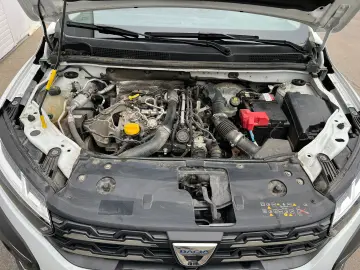 Dacia Jogger SL Extreme TCe 110 CP 5 locuri