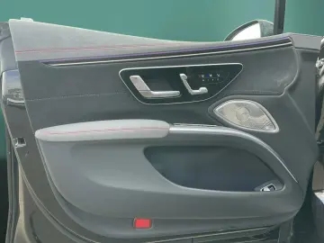 EQS 580 4M AMG HA-L. HYPERSCREEN DISTR PANO BURM