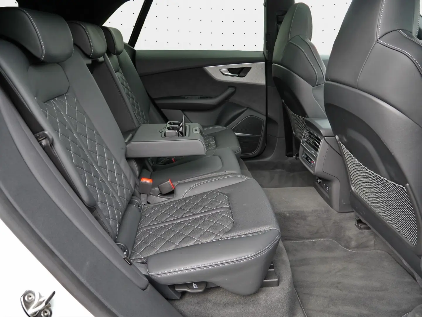 Q8 60 TFSIe quattro S line AHK Air Pano 360  HuD