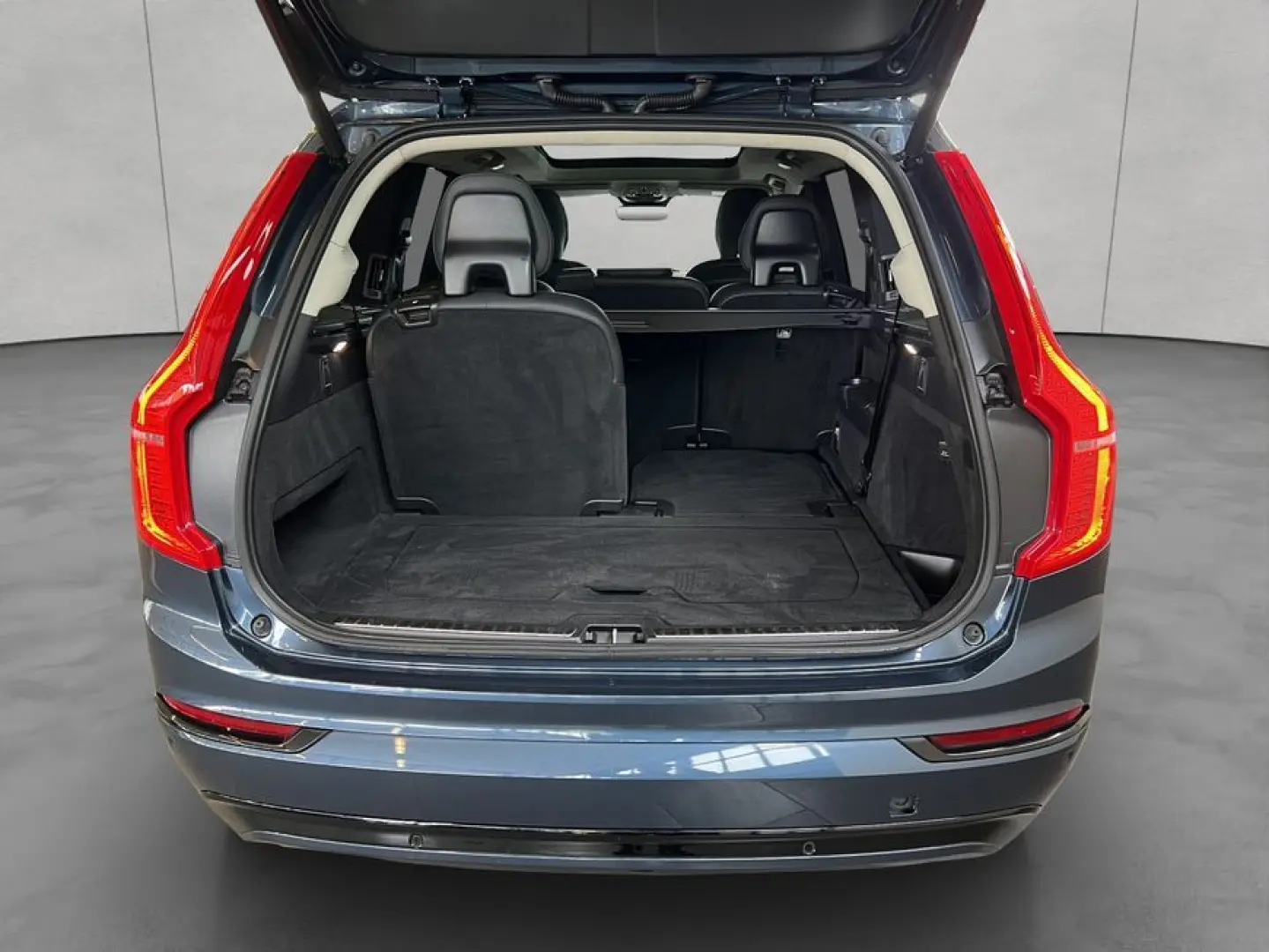 XC90 B5 AWD  Ultimate-Dark 360