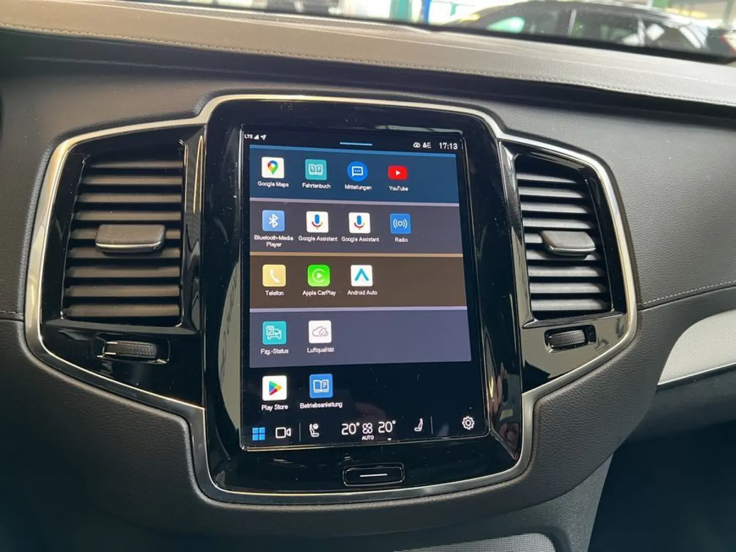 XC90 B5 AWD  Ultimate-Dark 360