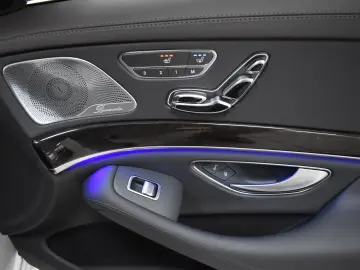 Mercedes-Benz S 400 d 4M AMG MEMORIE SERVO HUD