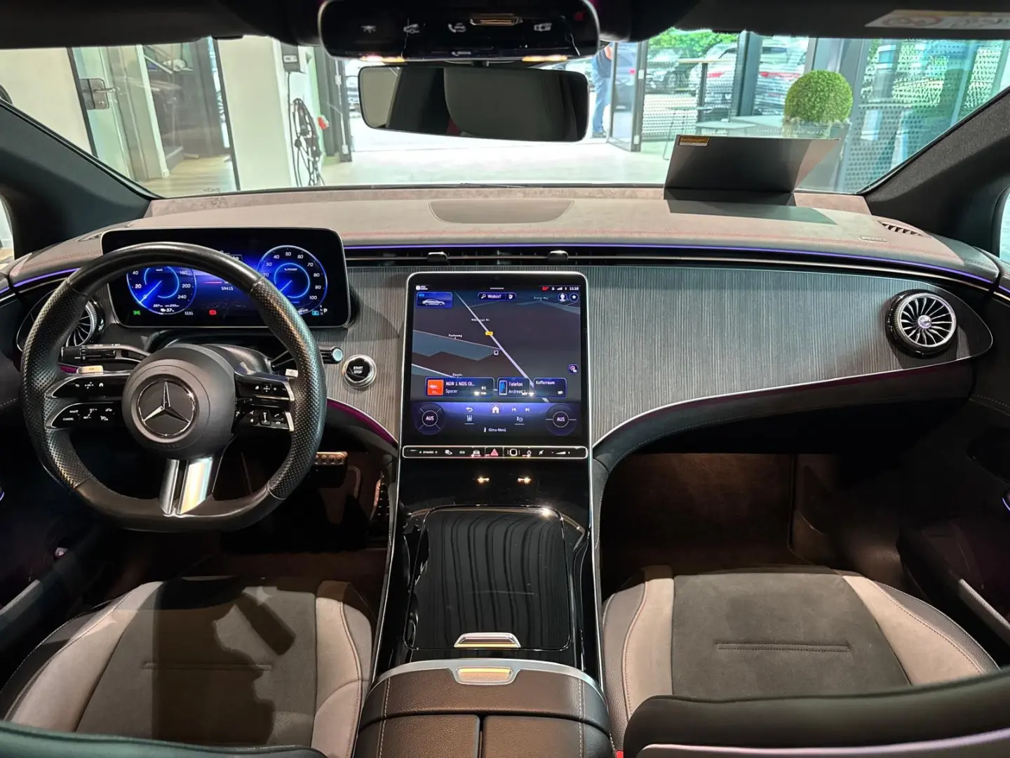 EQE 300  AMG PANO ADVANCED MEMORY KEYLESS AHK