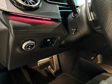EQE 300  AMG PANO ADVANCED MEMORY KEYLESS AHK