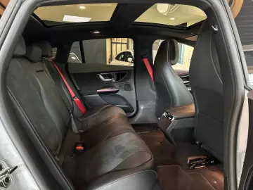 EQE 300  AMG PANO ADVANCED MEMORY KEYLESS AHK