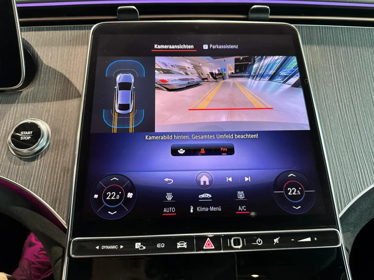 EQE 300  AMG PANO ADVANCED MEMORY KEYLESS AHK