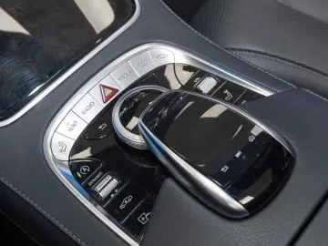 Mercedes-Benz S 400 d 4M AMG Multibeam Sthzg Pano