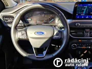 FORD FOCUS HB 1.5 ECOBLUE 120CP AT TITANIUM BUSINESS 2020