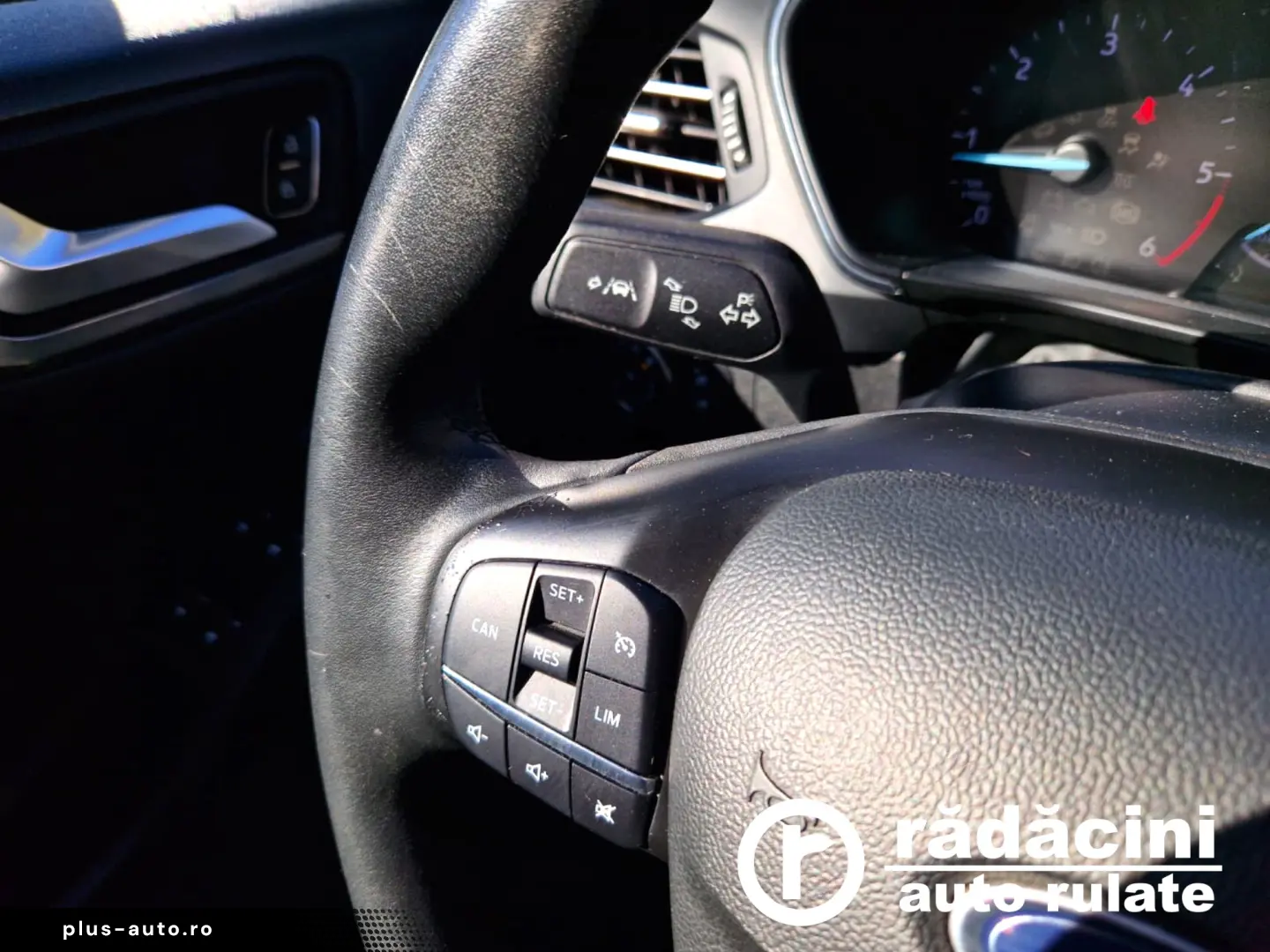 FORD FOCUS HB 1.5 ECOBLUE 120CP AT TITANIUM BUSINESS 2020