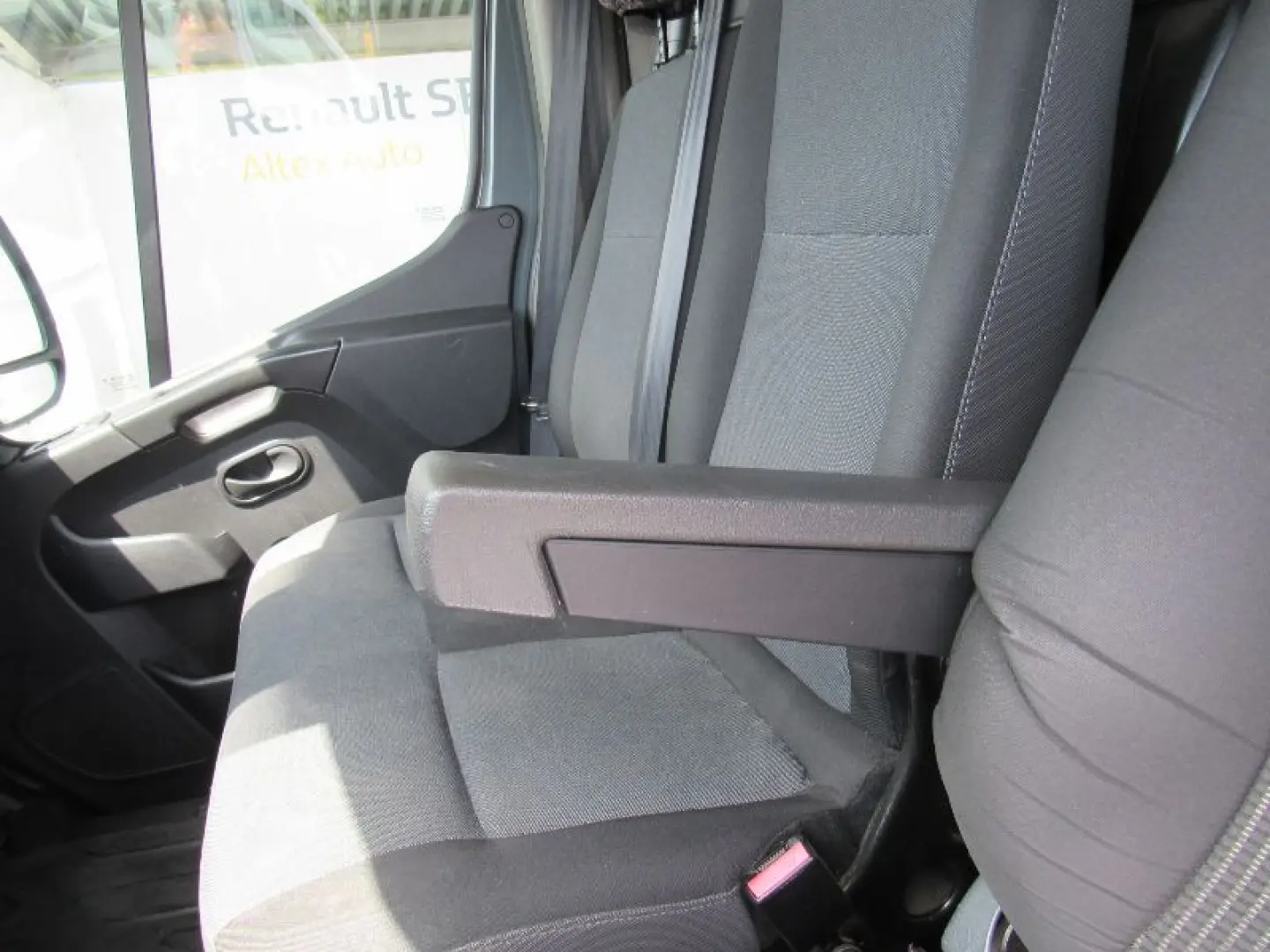 RENAULT MASTER 2.3 Blue dCi 135CP Tractiune L3H2