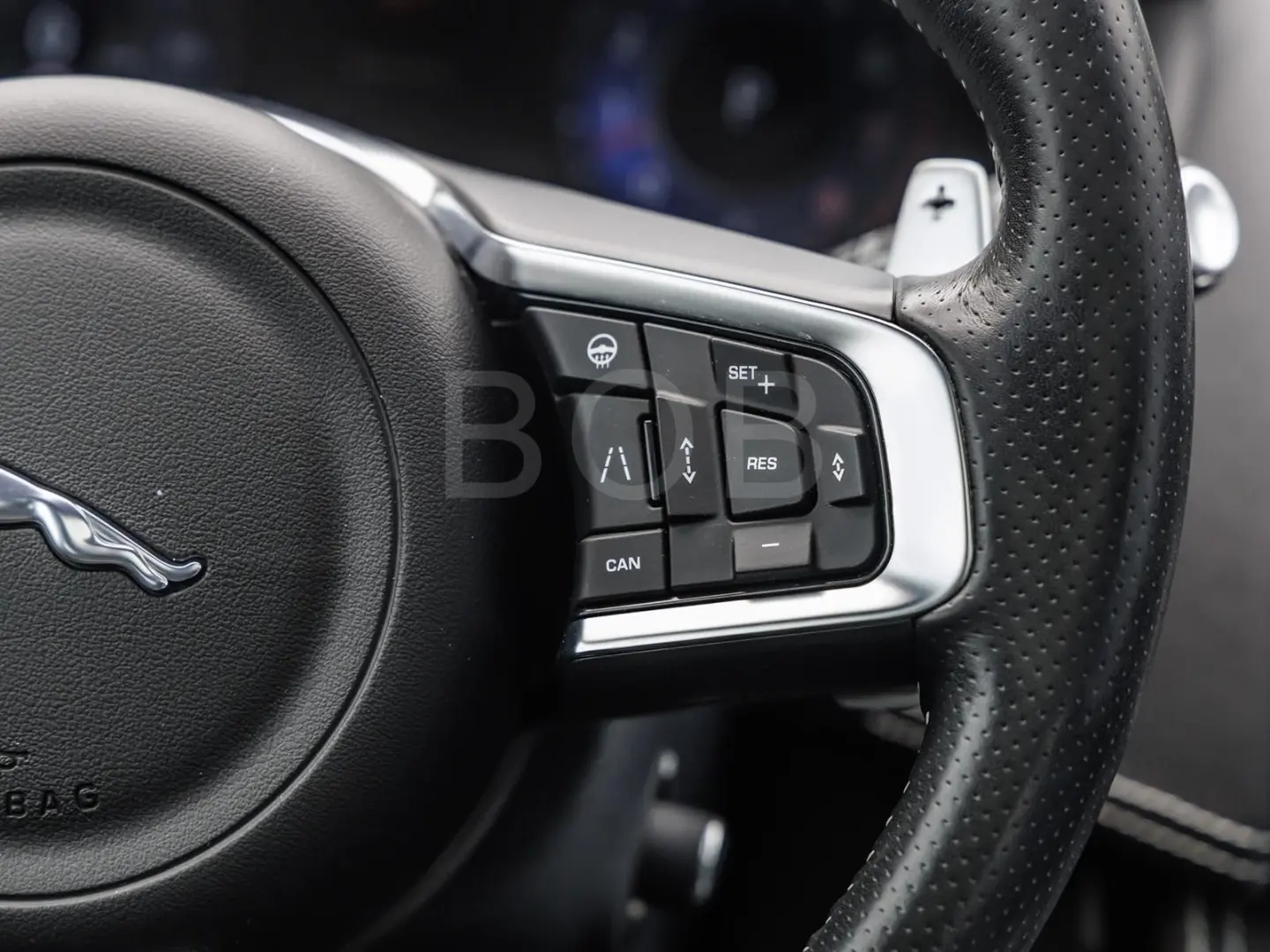 F-Pace SVR Head-UP SD AHK Komfort-P