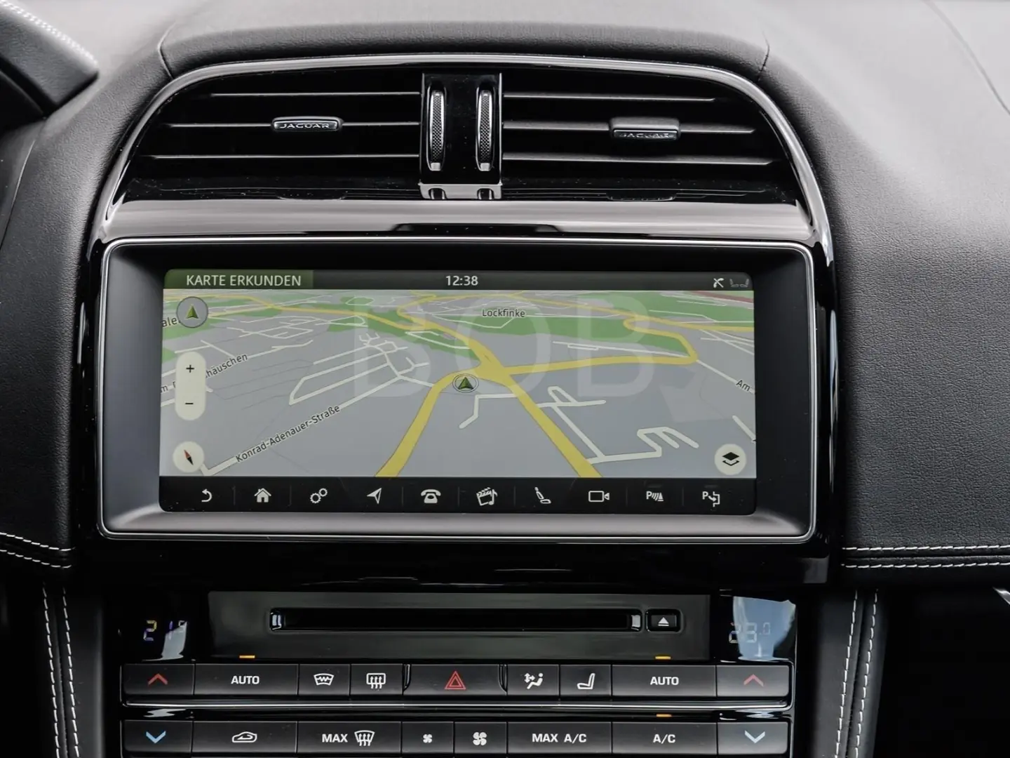 F-Pace SVR Head-UP SD AHK Komfort-P