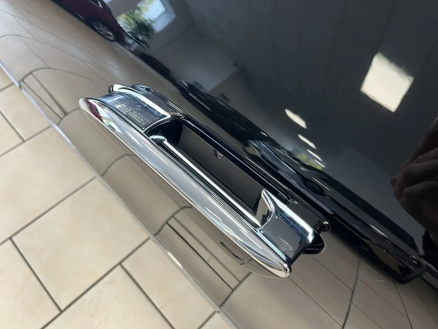 EQE 300 Leder Memory R-Cam ACC Navi LED AHK SHZ