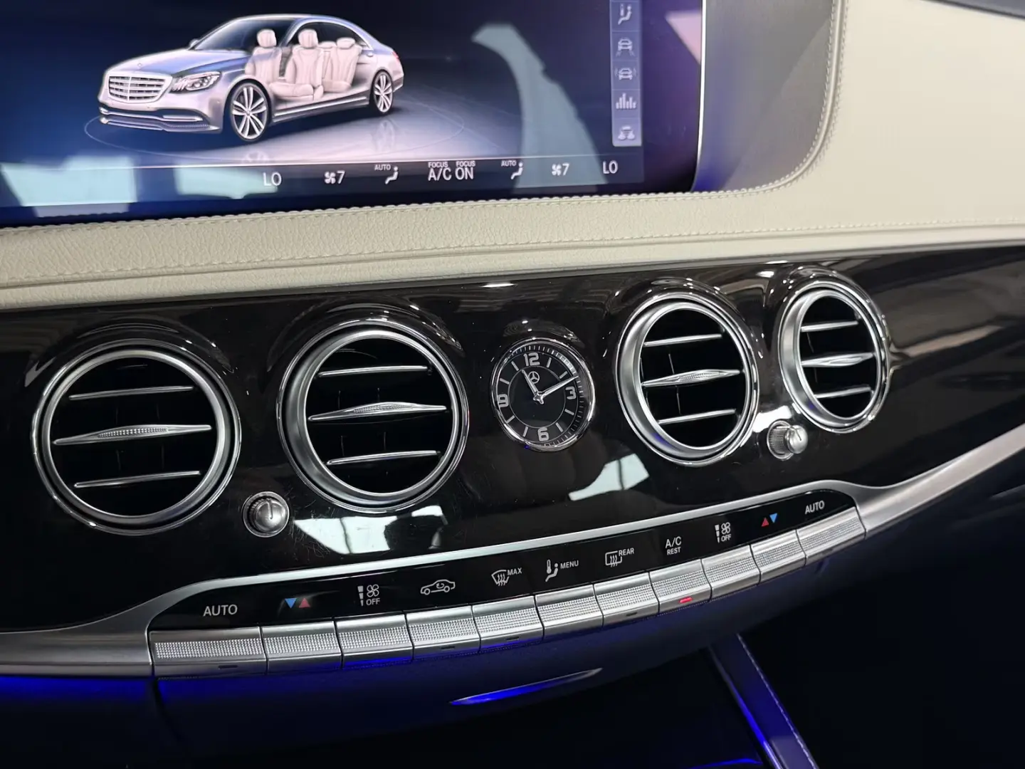 Mercedes-Benz S 350 d 4Matic Șofer Burmester AMG