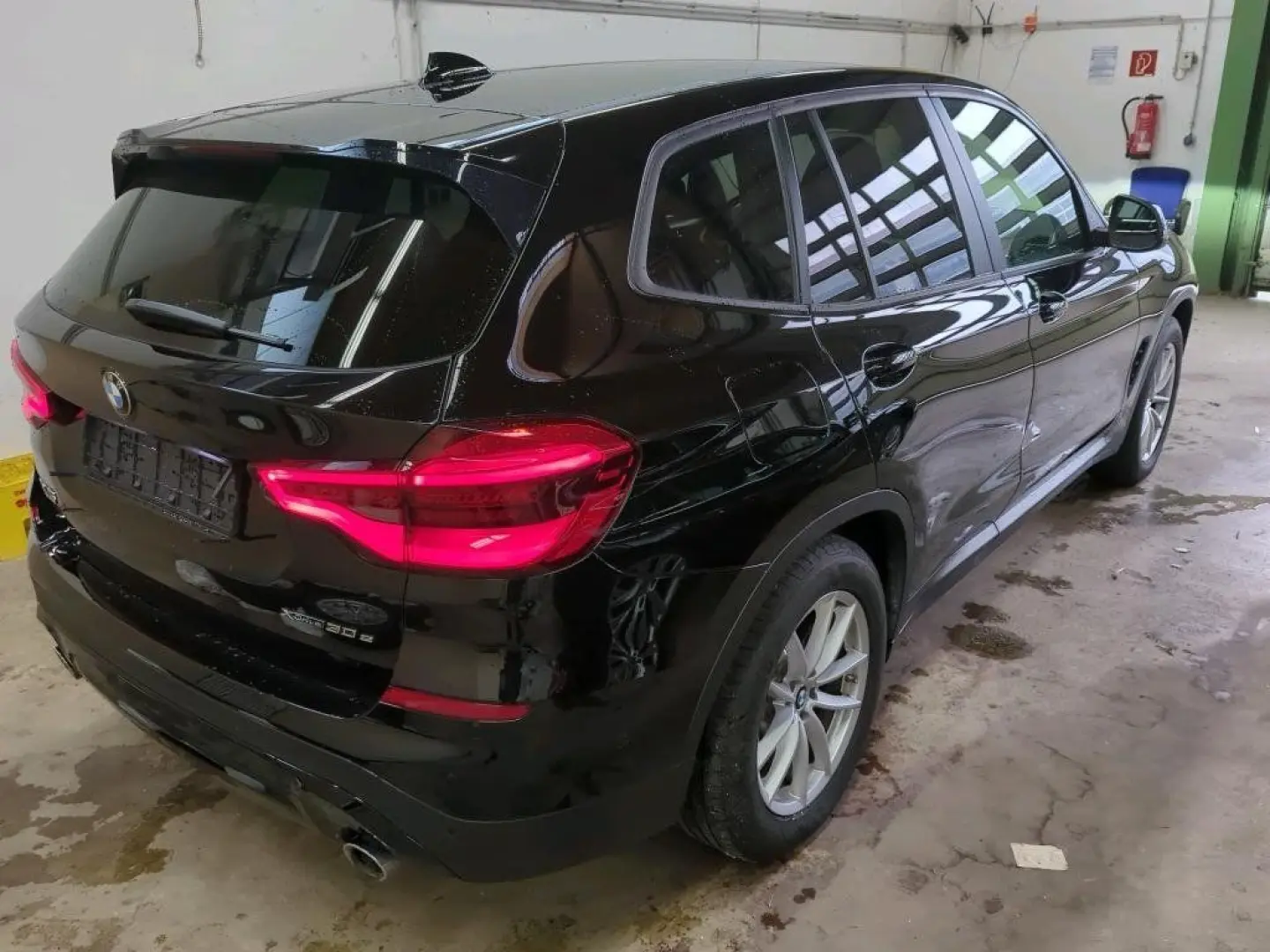 X3 xDrive30e Advantage AHK BLIS El.Heckkl. LED