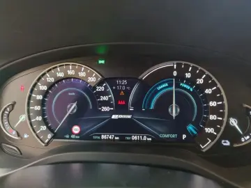 X3 xDrive30e Advantage AHK BLIS El.Heckkl. LED