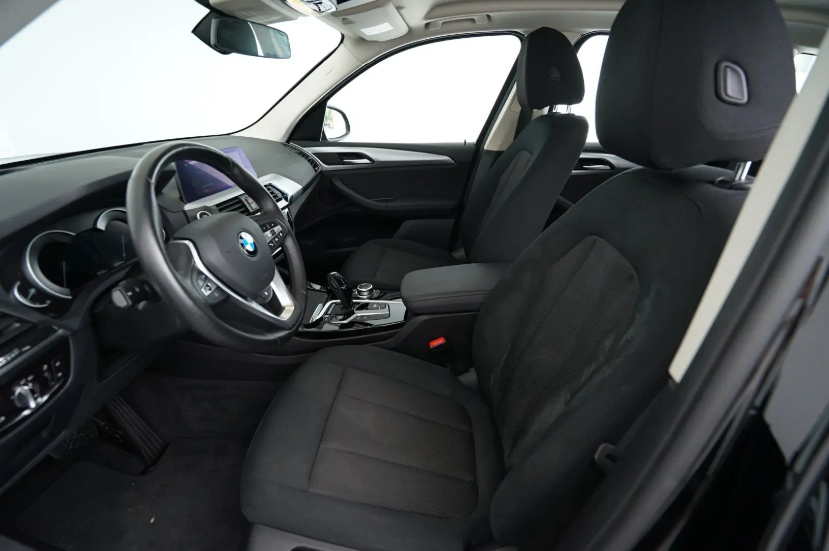 X3 xDrive 20i (Advantage Navi LED HUD STHZ )