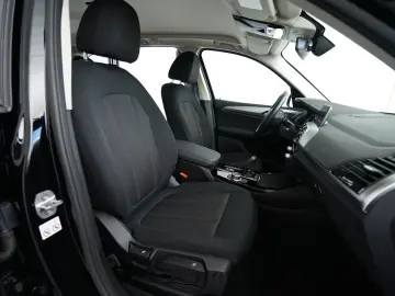 X3 xDrive 20i (Advantage Navi LED HUD STHZ )