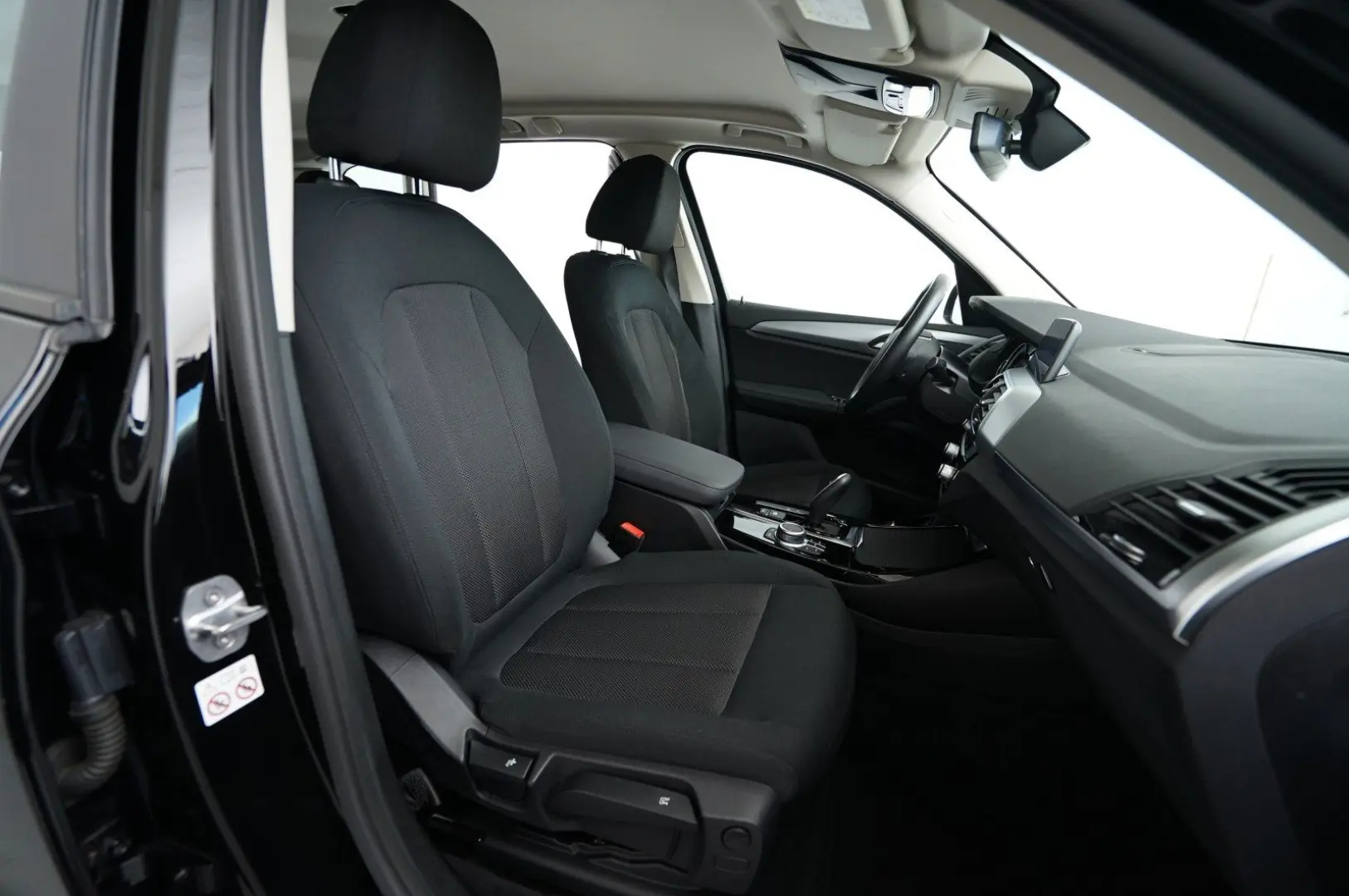 X3 xDrive 20i (Advantage Navi LED HUD STHZ )