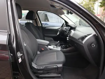 X3 xDrive 20 i Advantage AHK KAMERA NAVI