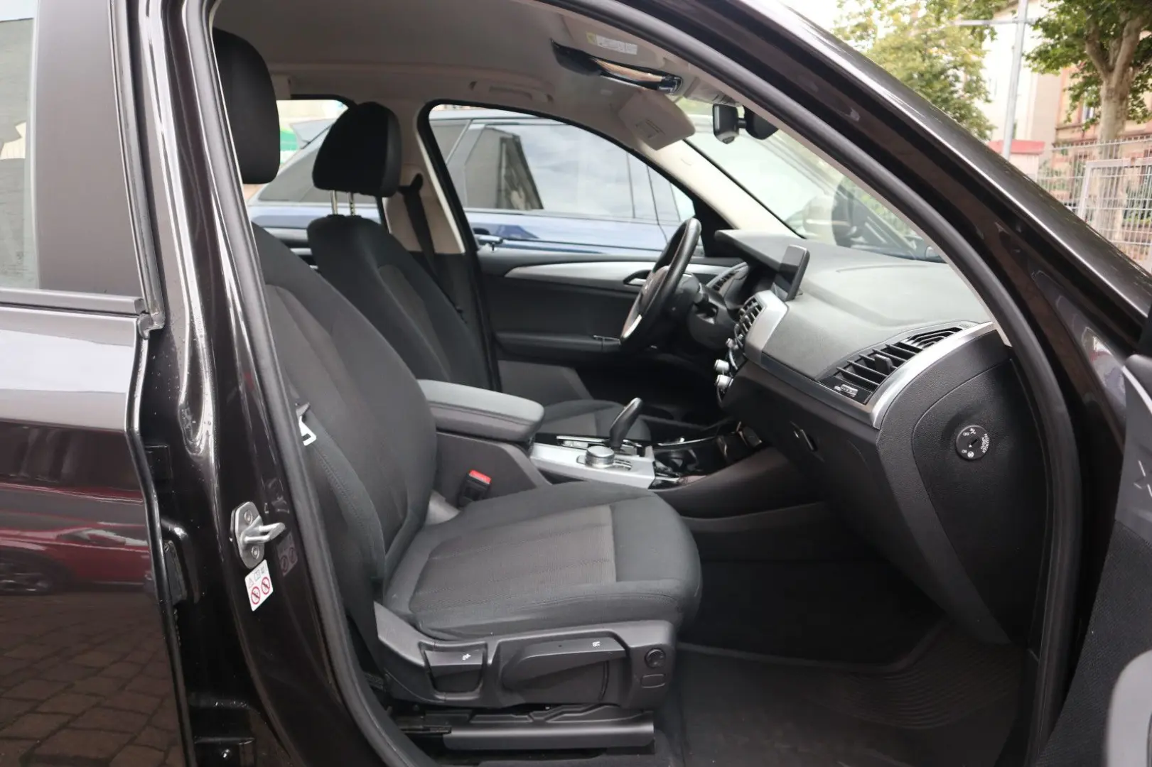 X3 xDrive 20 i Advantage AHK KAMERA NAVI