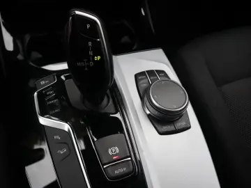 X3 xDrive 20 i Advantage AHK KAMERA NAVI