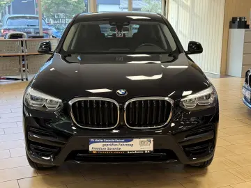 X3 30e xDrive Advantage Plug-In 360cam Navi LED