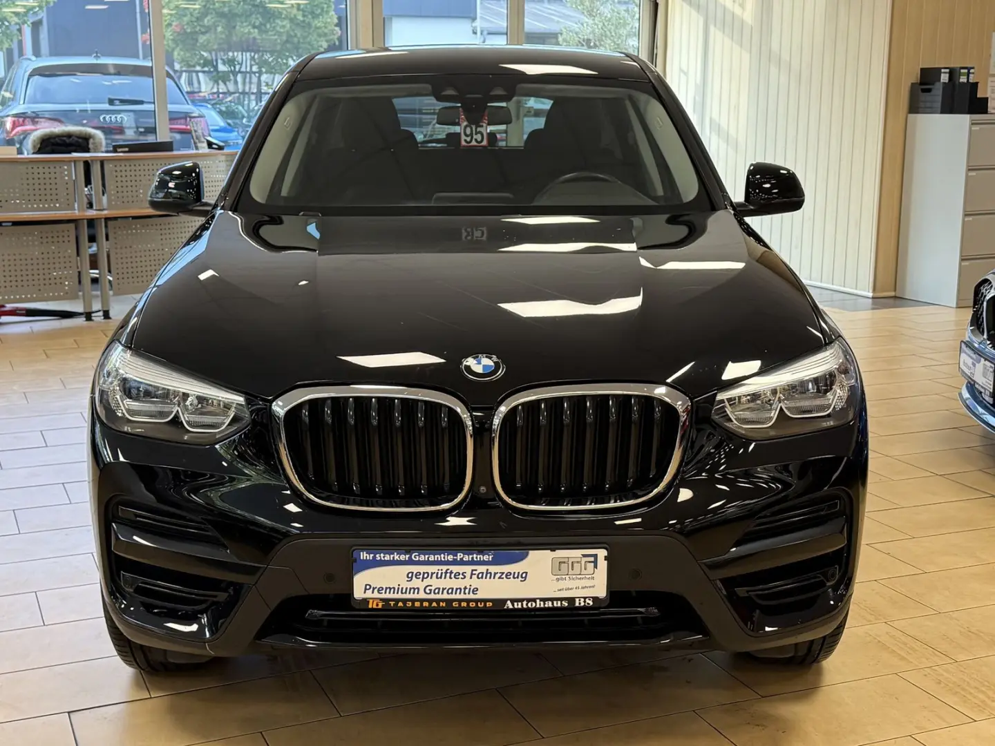 X3 30e xDrive Advantage Plug-In 360cam Navi LED