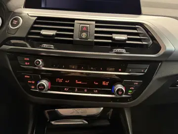 X3 30e xDrive Advantage Plug-In 360cam Navi LED