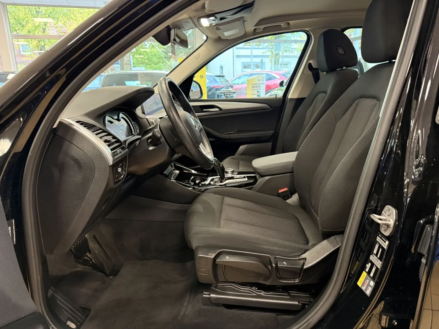 X3 30e xDrive Advantage Plug-In 360cam Navi LED