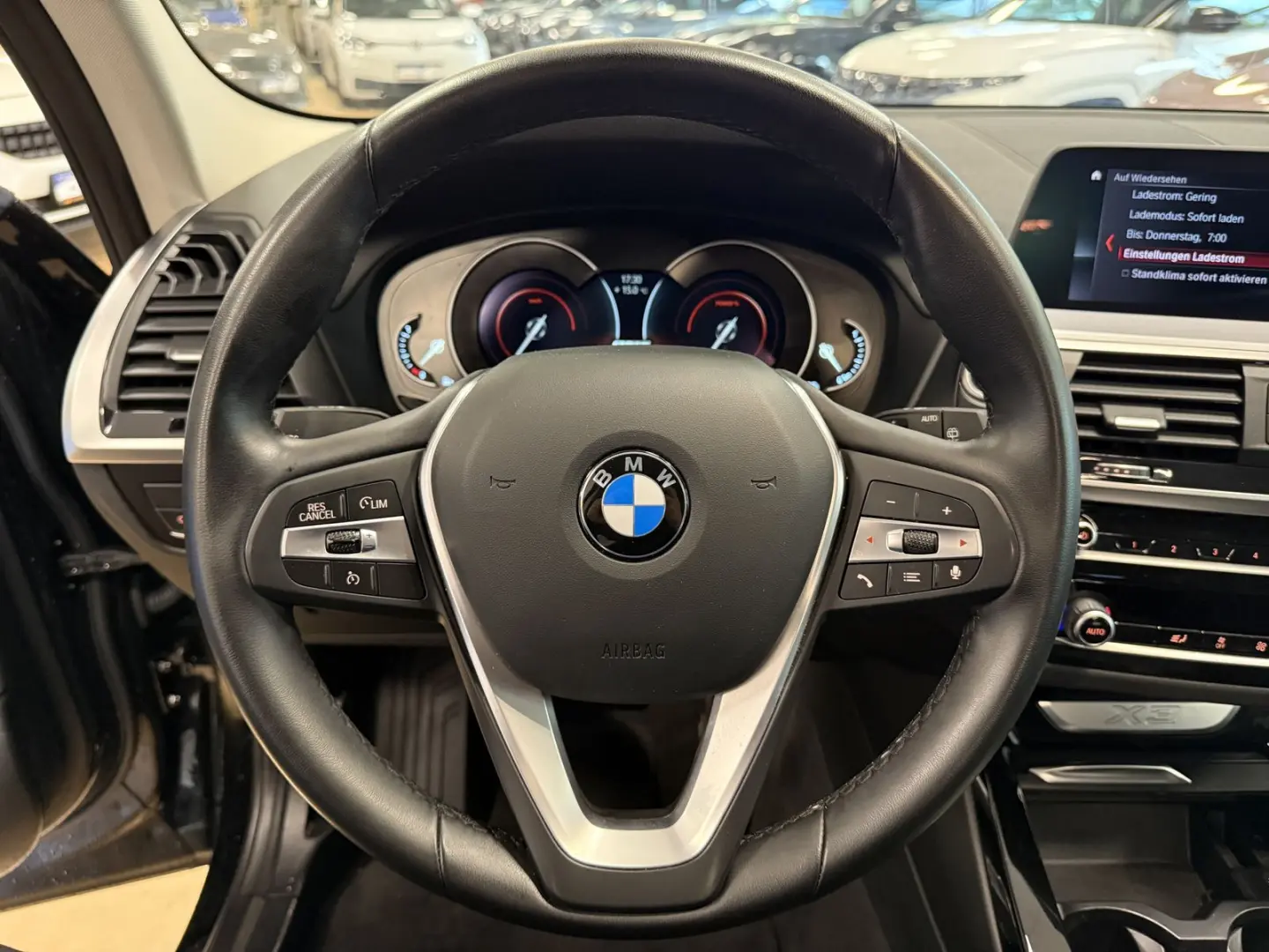 X3 30e xDrive Advantage Plug-In 360cam Navi LED