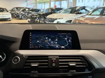 X3 30e xDrive Advantage Plug-In 360cam Navi LED