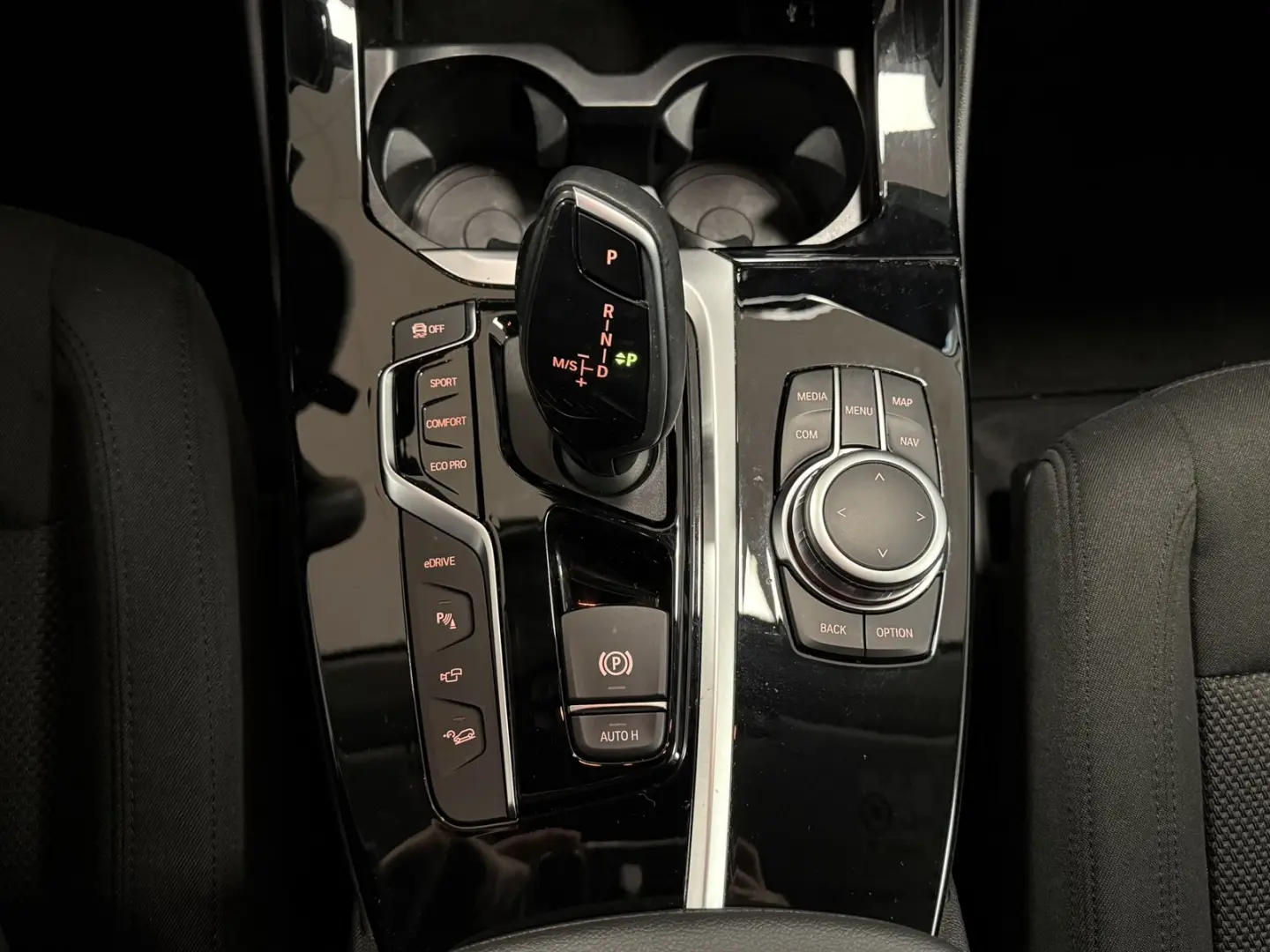 X3 30e xDrive Advantage Plug-In 360cam Navi LED