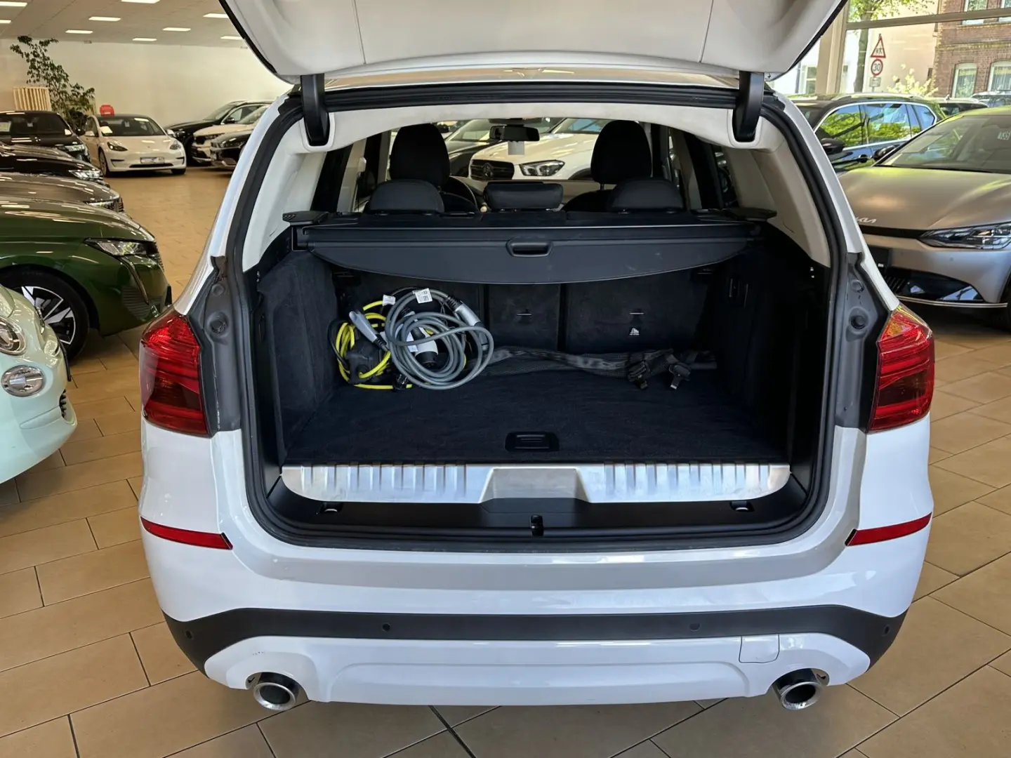 X3 xDrive Advantage ACC SHZ Harman Kardon DAB