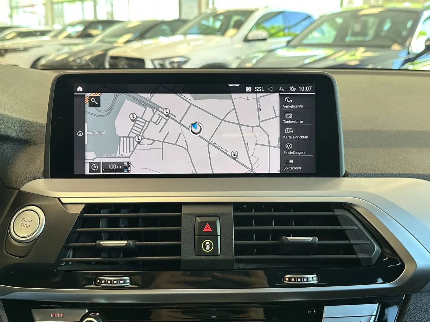 X3 xDrive Advantage ACC SHZ Harman Kardon DAB