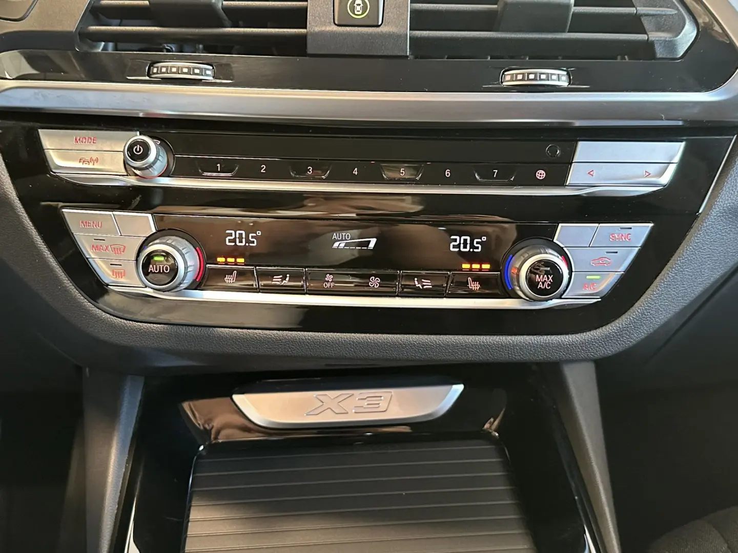 X3 xDrive Advantage ACC SHZ Harman Kardon DAB